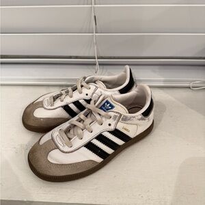 Adidas Samba White and Black Trainers